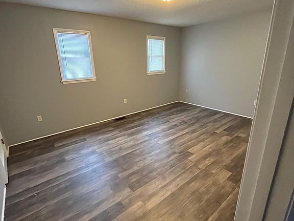 4th image of 109 Carriage Pl APT 3