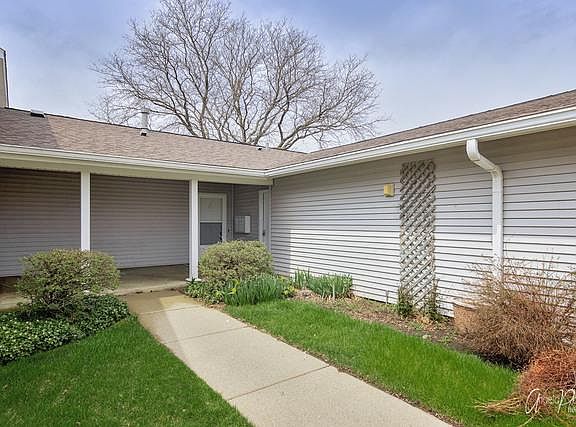 2nd image of 5205 Woodmar Ct APT A