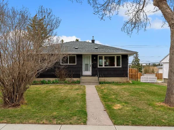254 W Hendon Dr NW, Calgary, AB T2K 1Z5