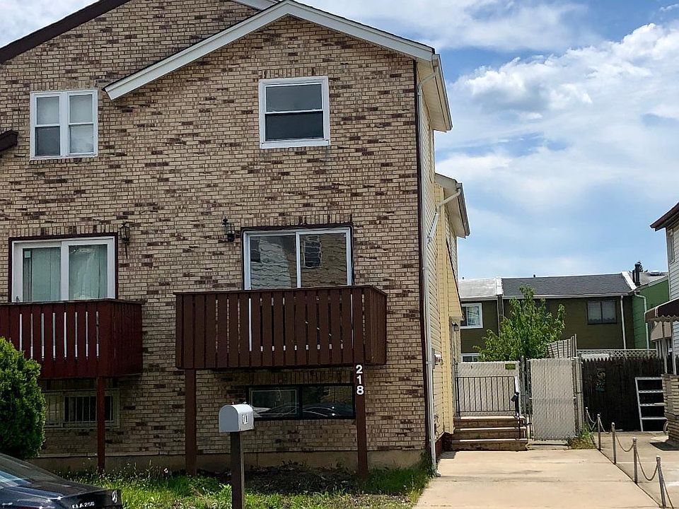 1st image of 218 Ada Dr