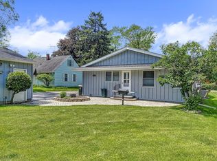 841 Rinear Rd, Antioch, IL 60002