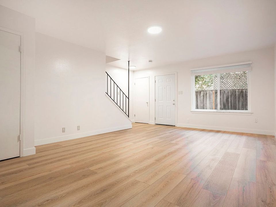 1st image of 1117 Park Ave #D