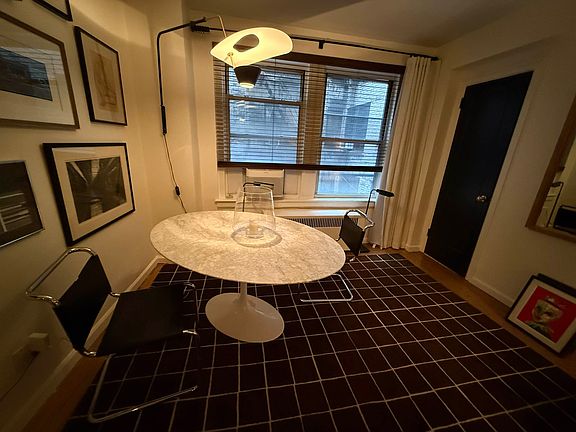 4th image of 31 E 12th St APT 4G