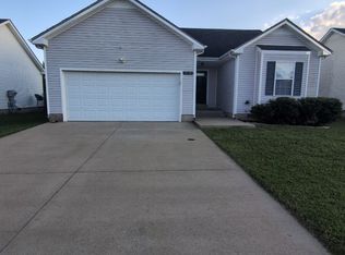 536 Fox Trot Dr, Clarksville, TN 37042