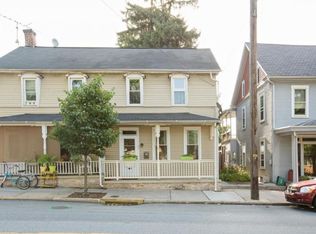 211 N Broad St, Lititz, PA 17543