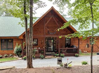520 Seneca Dr, Ellijay, GA 30540