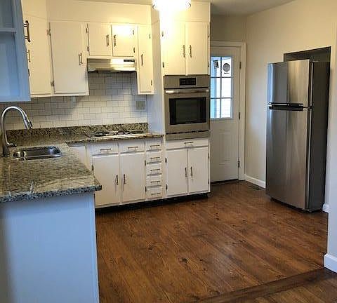 5th image of 2108 Fine Ave
