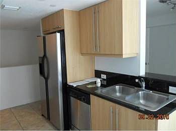 5th image of 7600 Collins Ave APT 610