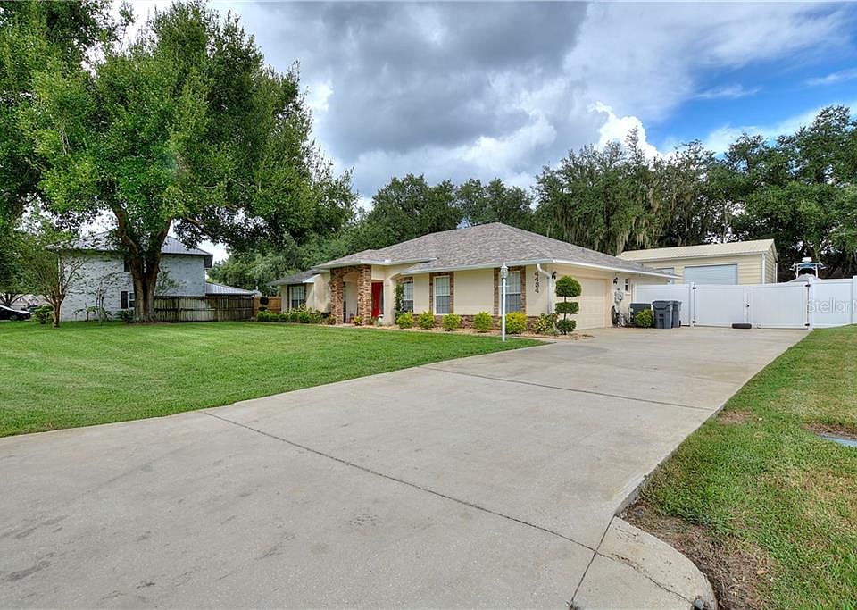 1st image of 4434 Burlington Dr