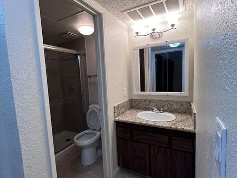 6060 Gloria Dr #1 — Photo 9