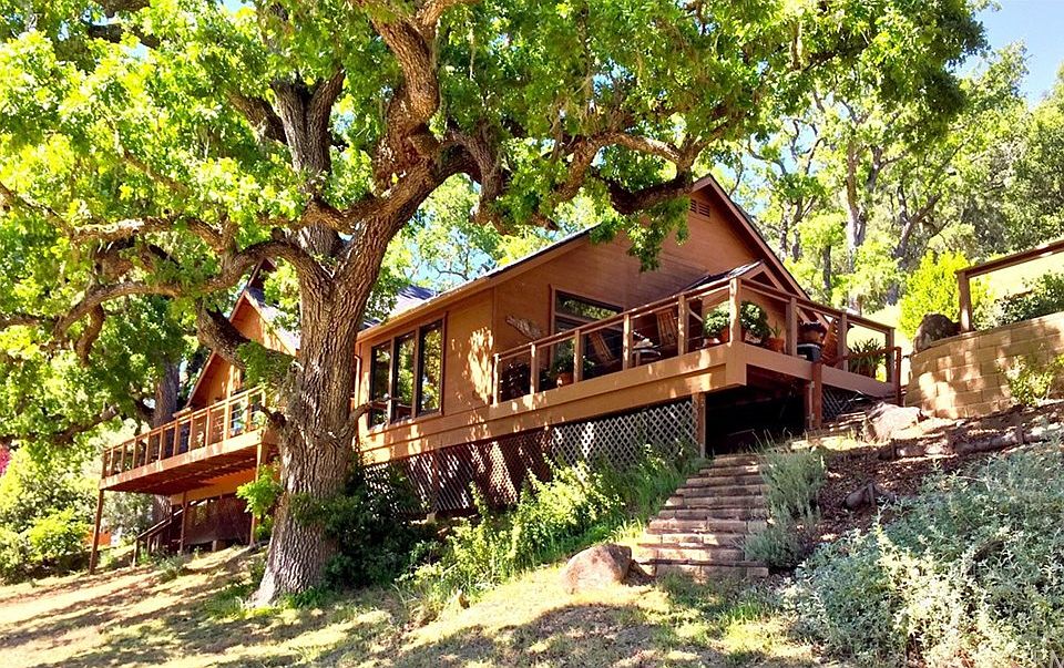 2nd image of 14100 Santa Lucia Rd