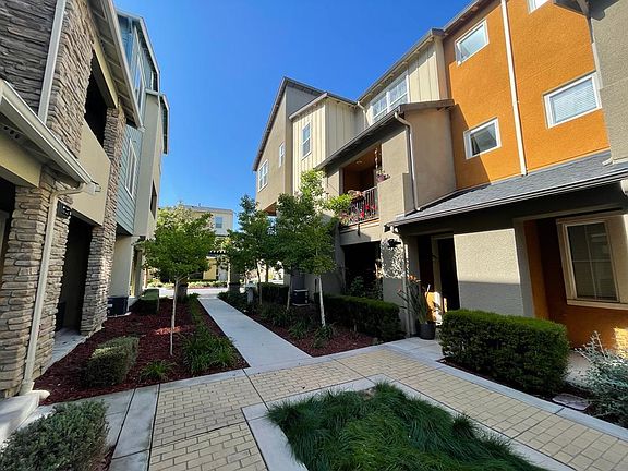 2nd image of 1246 Nestwood Way