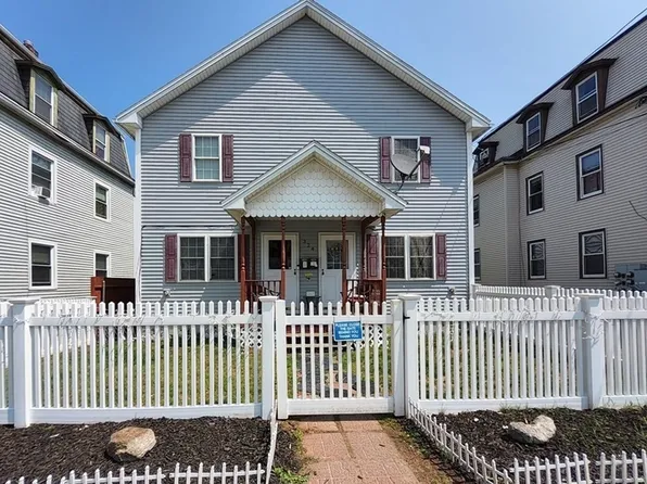 324 Hamilton St, Southbridge, MA 01550