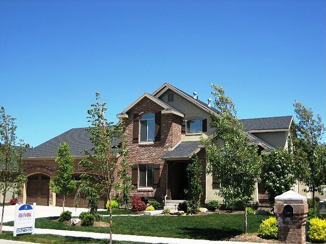 1st image of 10087 S Copper King Ln