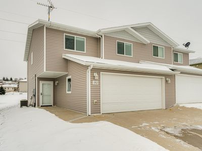 1312 Sorrento Cir, Bismarck, ND, 58501