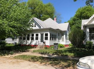 211 S 9th St, Vincennes, IN 47591