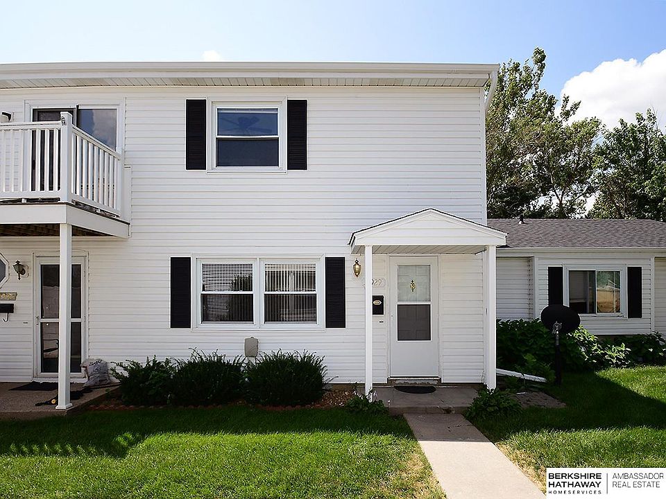 1st image of 2929 S 122nd Ave
