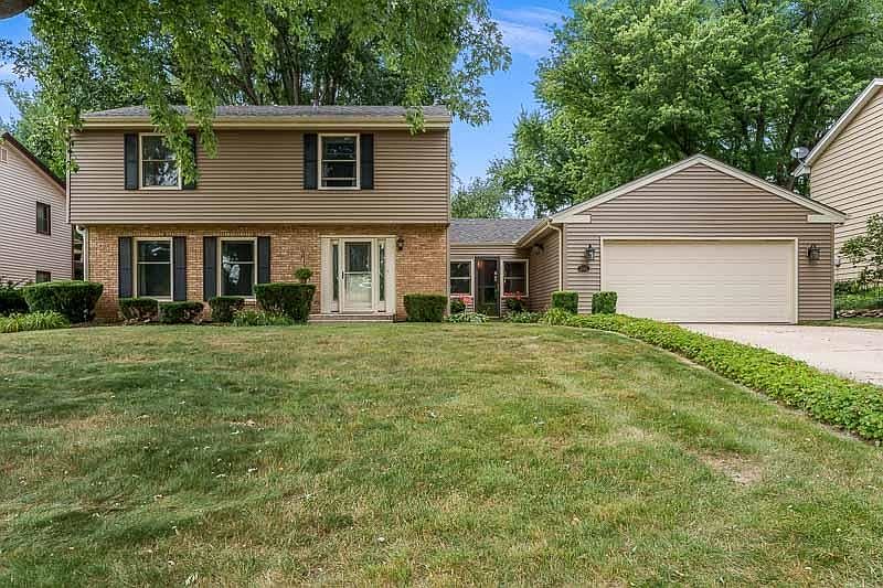 1st image of 3342 Montlake Dr