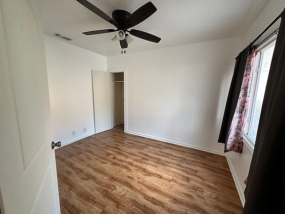 5th image of 3935 Tampico Ave