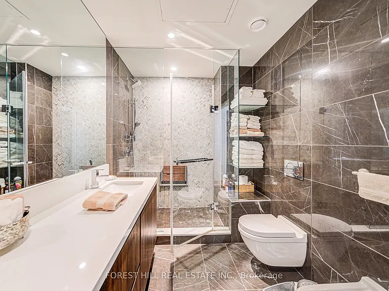 151 Avenue Rd #204 — Photo 13