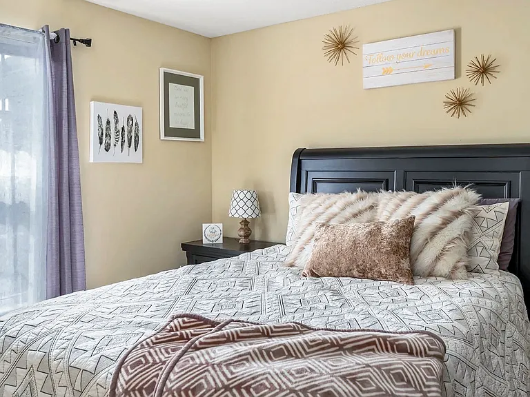 Madison Heights Luxury Apartments — Photo 31