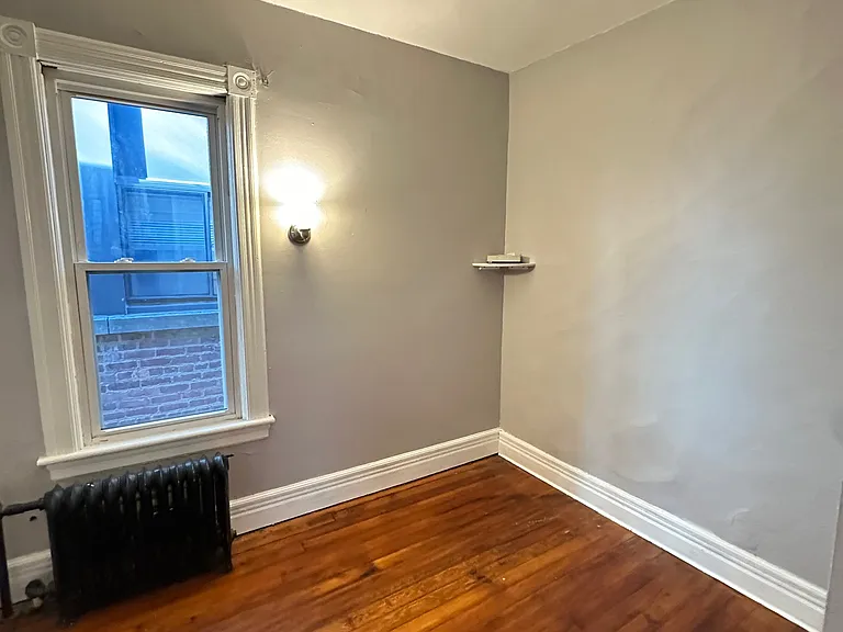 830 Madison Ave #2 — Photo 6