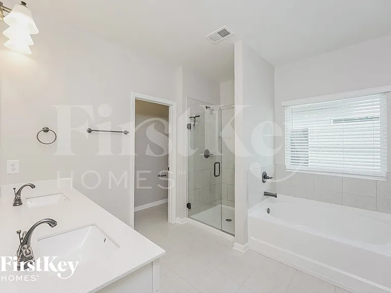 3226 Briar Chapel Dr — Photo 9
