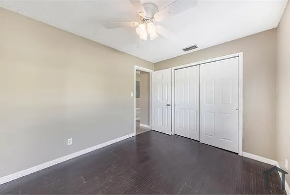 2420 S Lake Ave — Photo 1