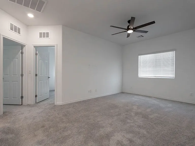 7126 Calvert Cliffs St — Photo 16