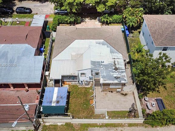 2nd image of 2532 SW 27th St