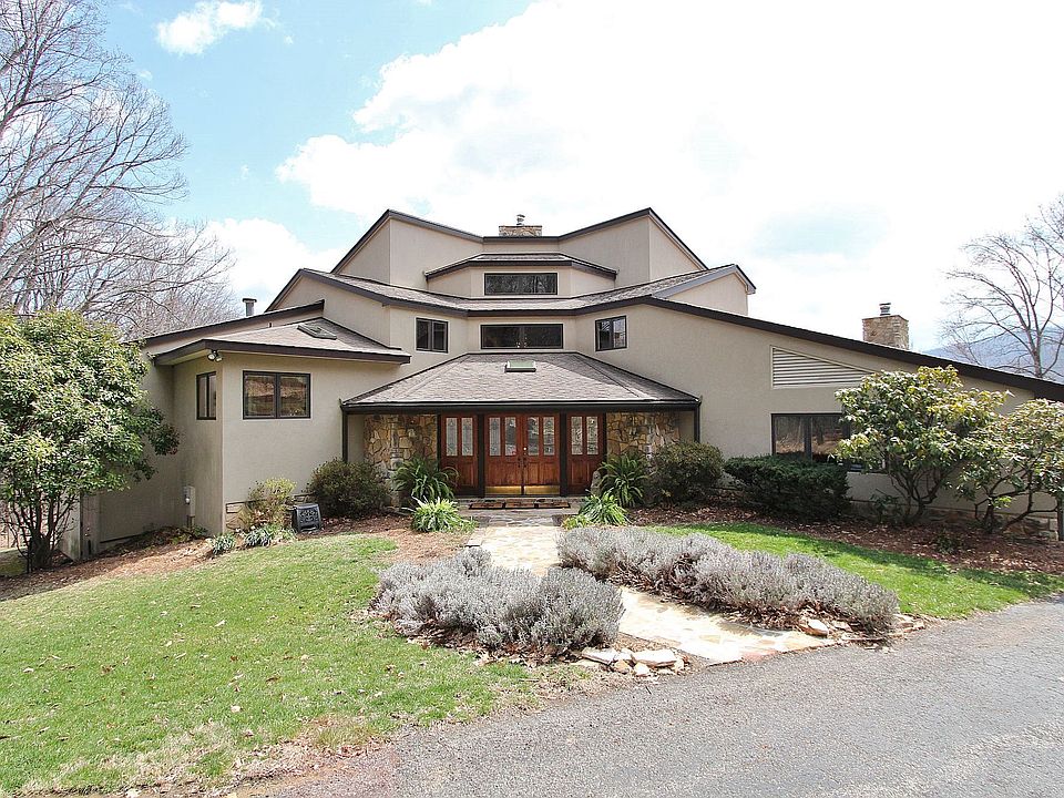 1st image of 7586 Countrywood Dr