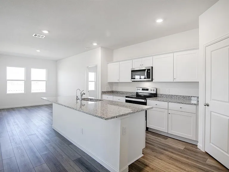 5002 Highland Springs Dr — Photo 9