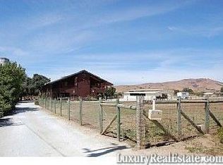 1750 Orchard Rd, Hollister, CA 95023