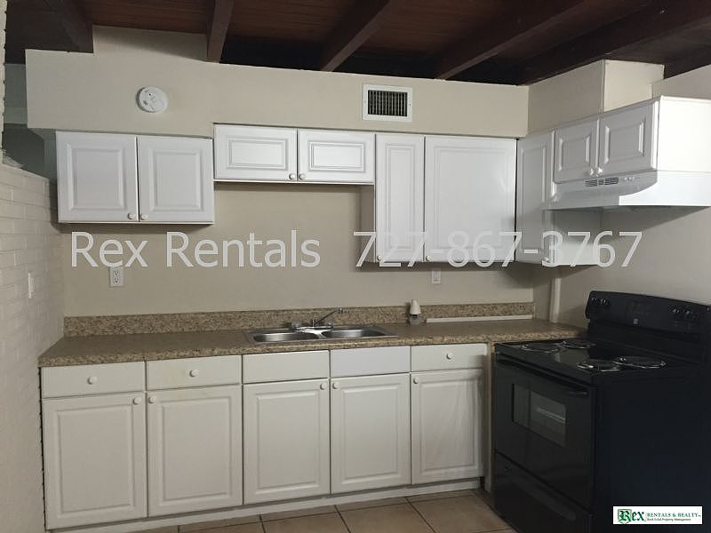 2nd image of 4684 16th Ave S
