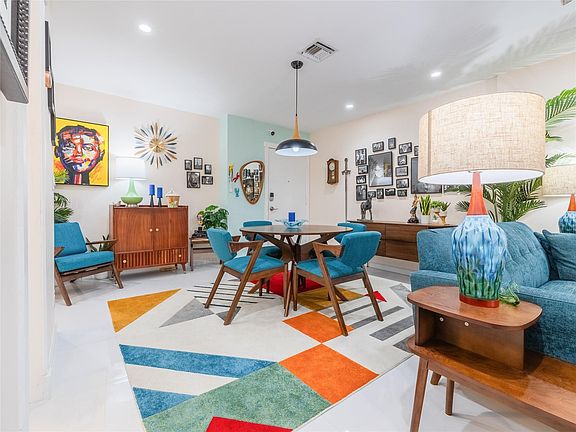 2nd image of 639 W Oakland Park Boulevard #220D