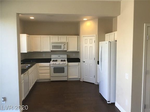 4th image of 6825 Dovecote Ave