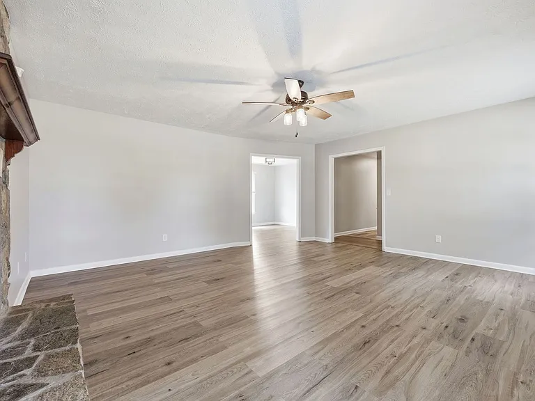1104 Nan St — Photo 19