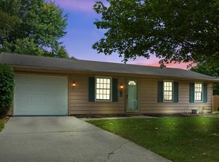 2606 Sandarac Ln, Fort Wayne, IN 46815