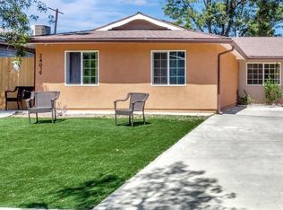 24019 Sylvan St #Adu, Woodland Hills, CA 91367