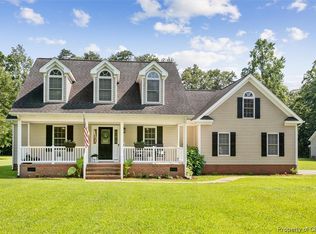 3696 Woodstock Rd, Gloucester, VA 23061