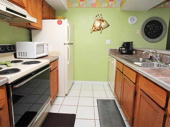 5th image of 2500 N Ocean Blvd #914