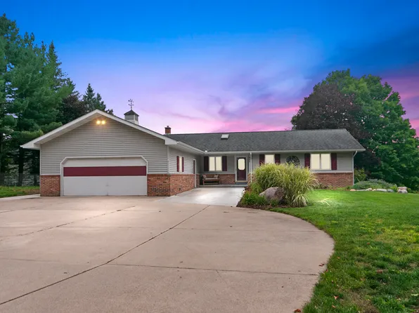 330 S 3rd Ave, Big Rapids, MI 49307