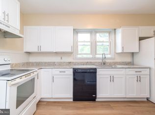 6692 N Main St, Coopersburg, PA 18036