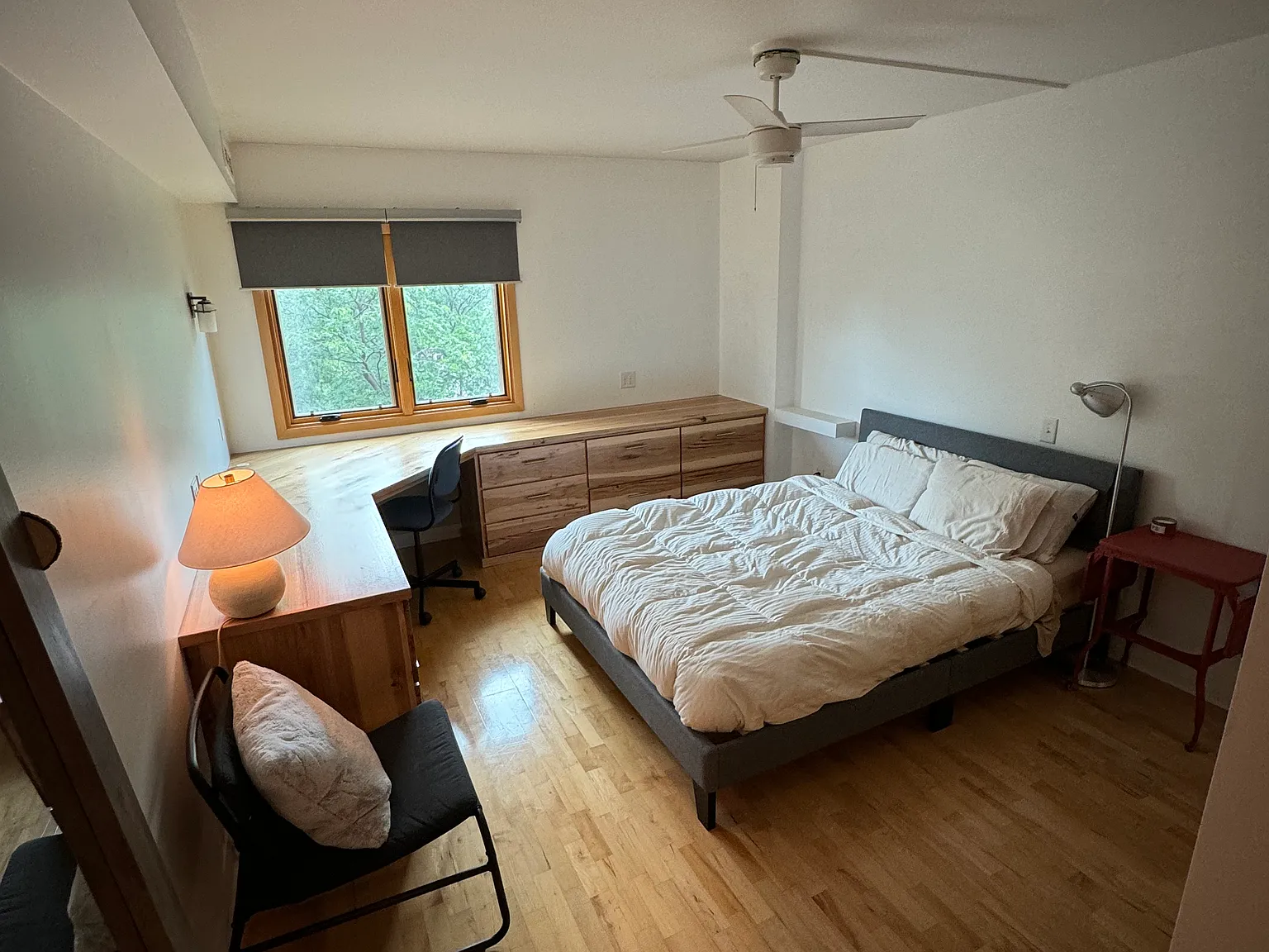 1 bed, 744 sqft, $2,100 — Photo 4