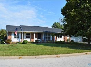 28712 Starlight Rd, Perrysburg, OH 43551