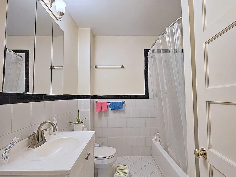247 Walden St #2 — Photo 15