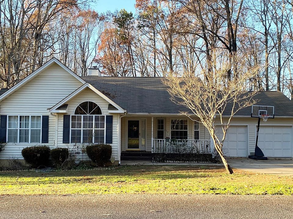1st image of 311 Thornwood Cir