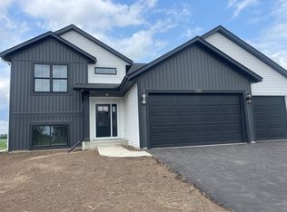1787 Spruce St, Farmington, MN 55024