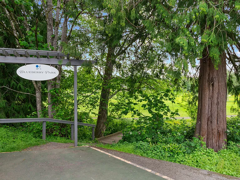 Reserve at Blueberry Park — Photo 16
