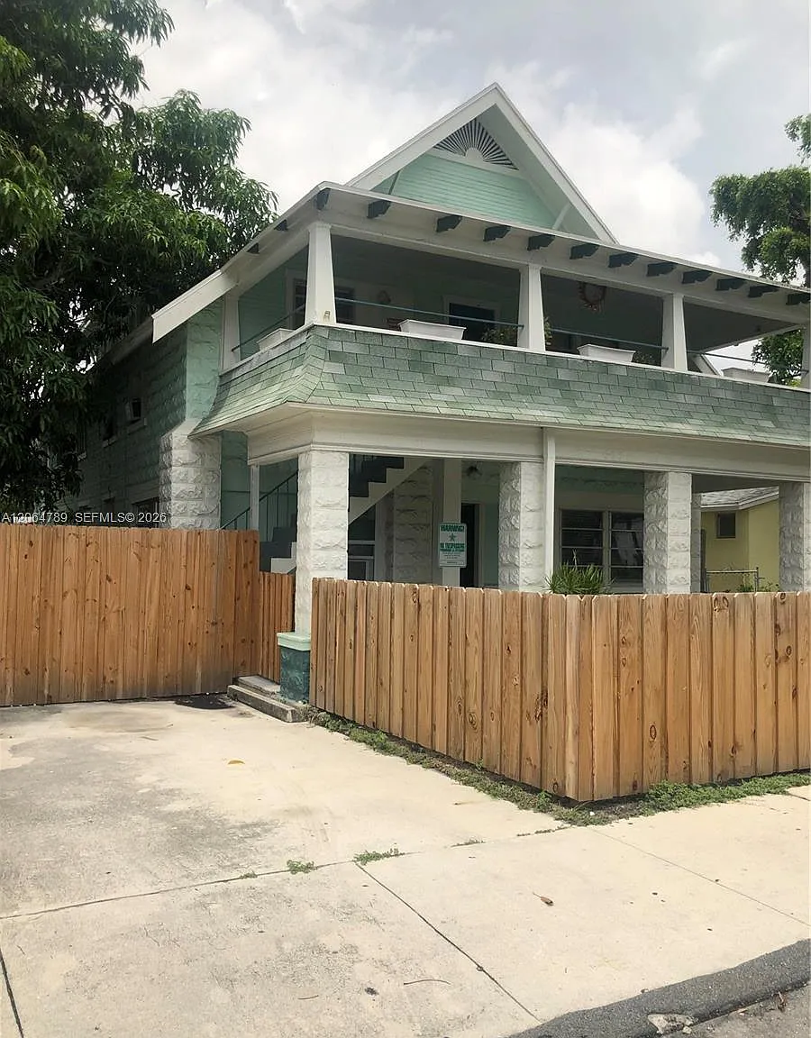 Lake Worth Town Of — Photo 1